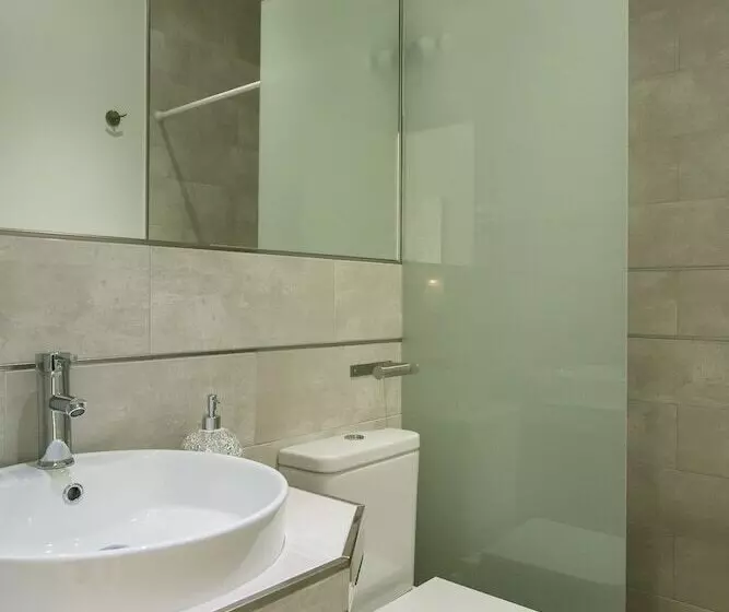 پانسیون Hostal Met Madrid