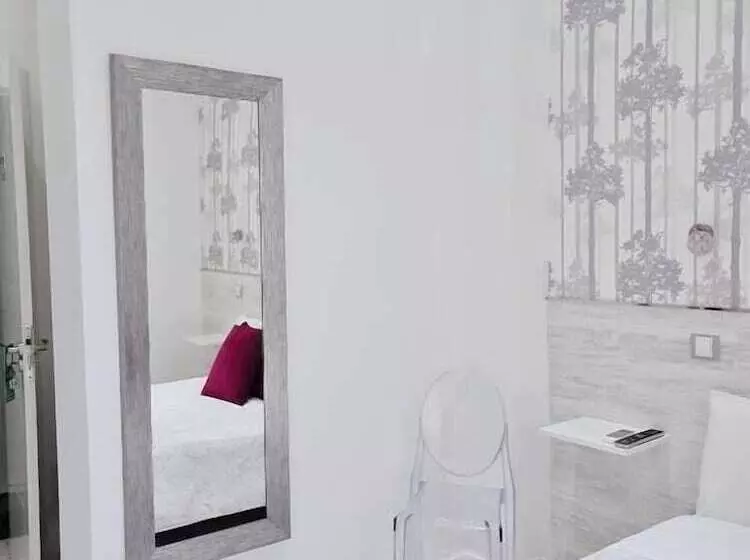 پانسیون Hostal Met Madrid