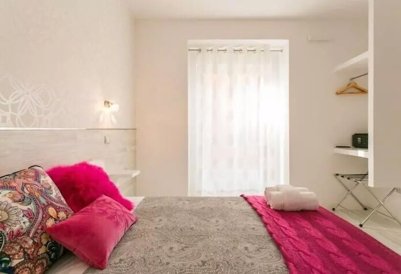 پانسیون Hostal Met Madrid