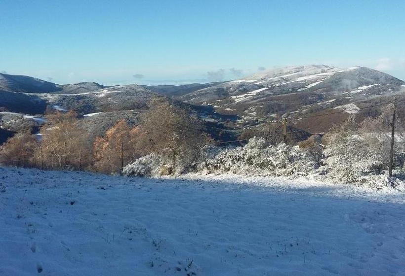 بنسيون Hostal Santa Maria Do Poio