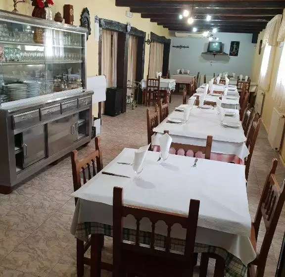 ペンション Hostal Santa Maria Do Poio