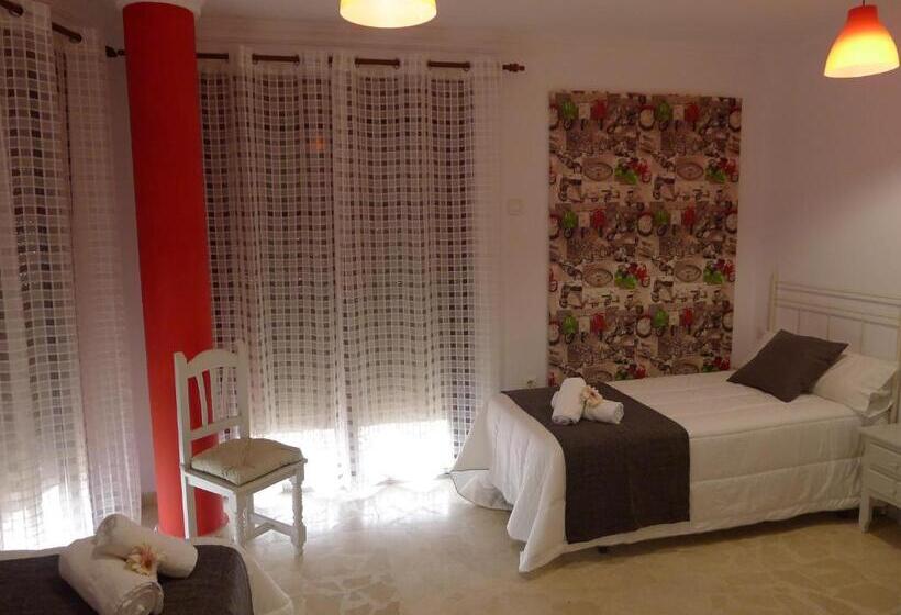 Pensionat Hostel Conil