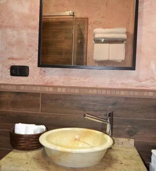 Retkeilymaja Casa Rural La Casa De Las Manuelas