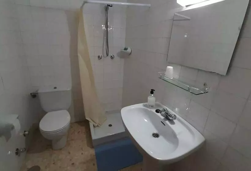 ユースホステル Convento Madre De Dios De Carmona