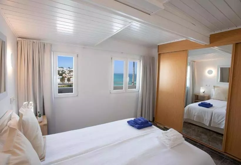 Altavista Apartahotel Adults Only Over 14