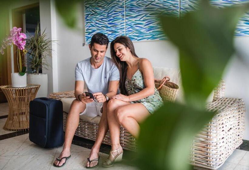 Altavista Apartahotel Adults Only Over 14