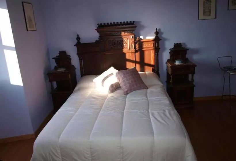 هتل Castell Palau De Torrebesses