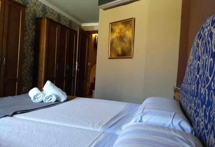 ペンション Hostal Medievo