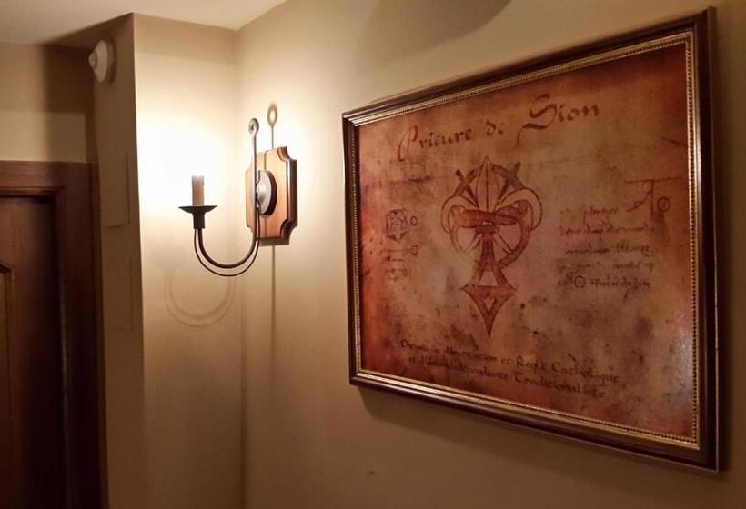 ペンション Hostal Medievo