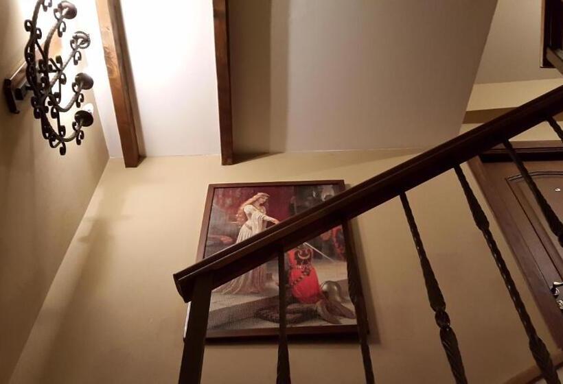 ペンション Hostal Medievo