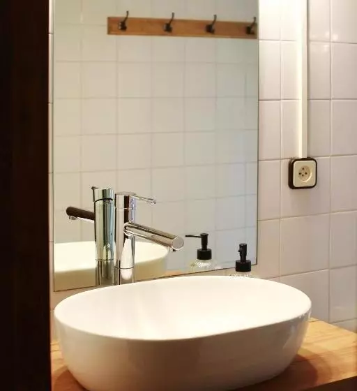 Majatalo El Celler De La Guàrdia