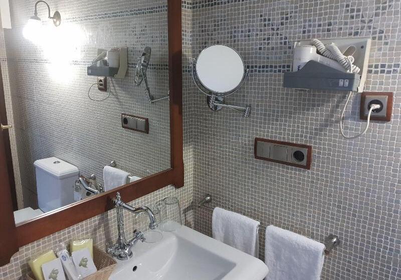 膳宿费 Hospedería Ana Pilar