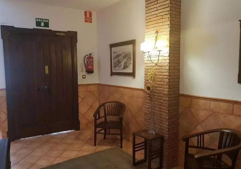 ペンション Hospedería Ana Pilar