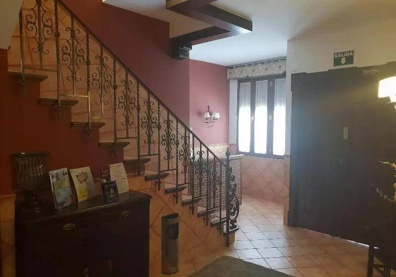 ペンション Hospedería Ana Pilar