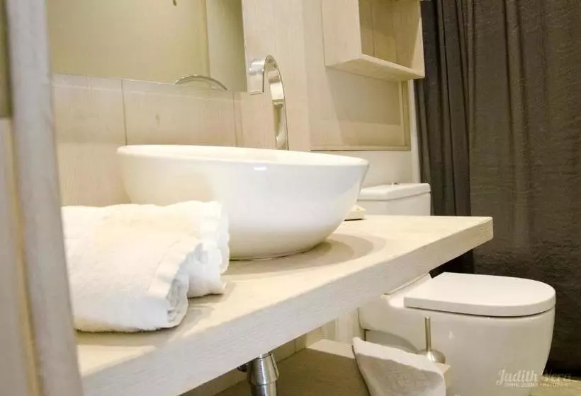 Majatalo Hostal 1888