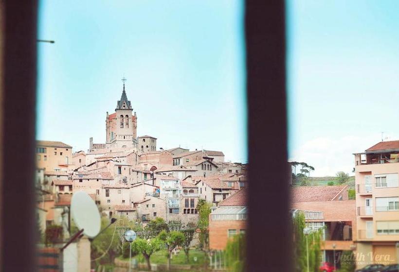 ペンション Hostal 1888