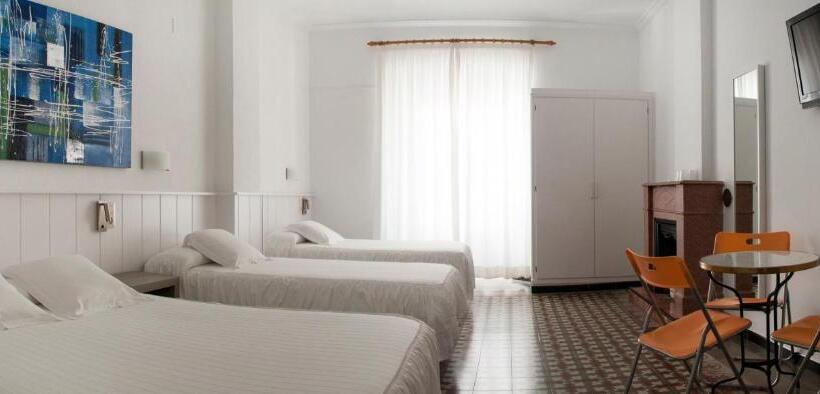 پانسیون Hostal La Florida