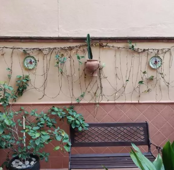 ペンション Hostal Monteolivos