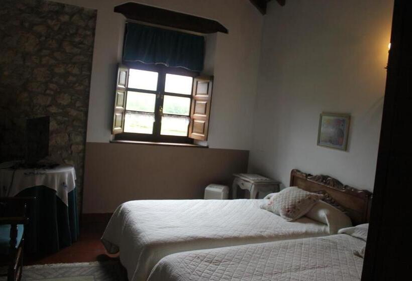 بنسيون Muriances