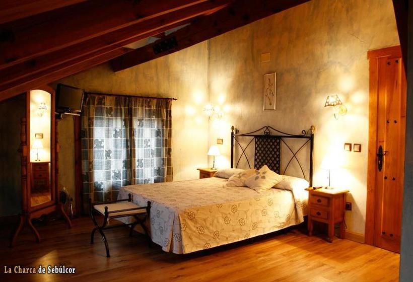 בית מלון כפרי La Charca Hoces Del Duraton