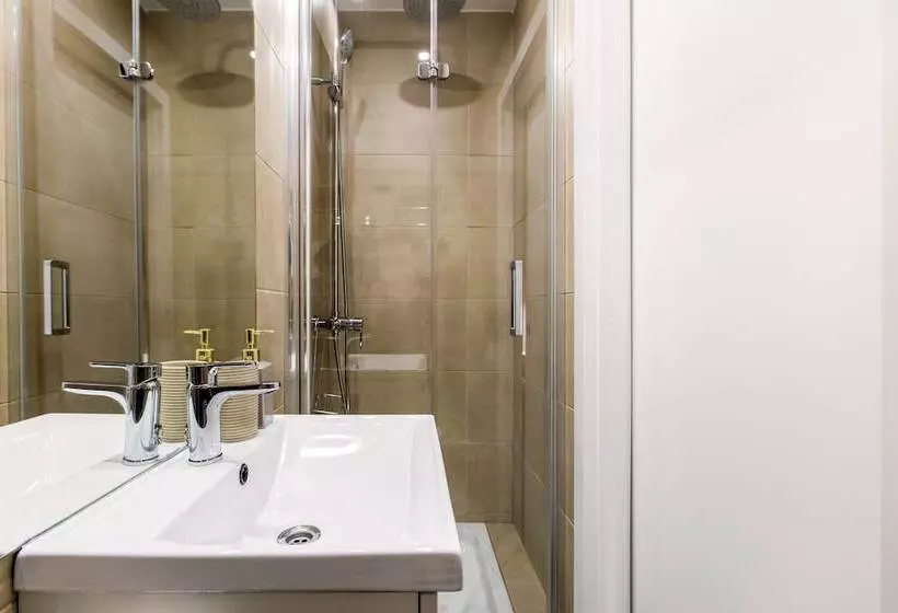 پانسیون El Born Guest House By Casa Consell