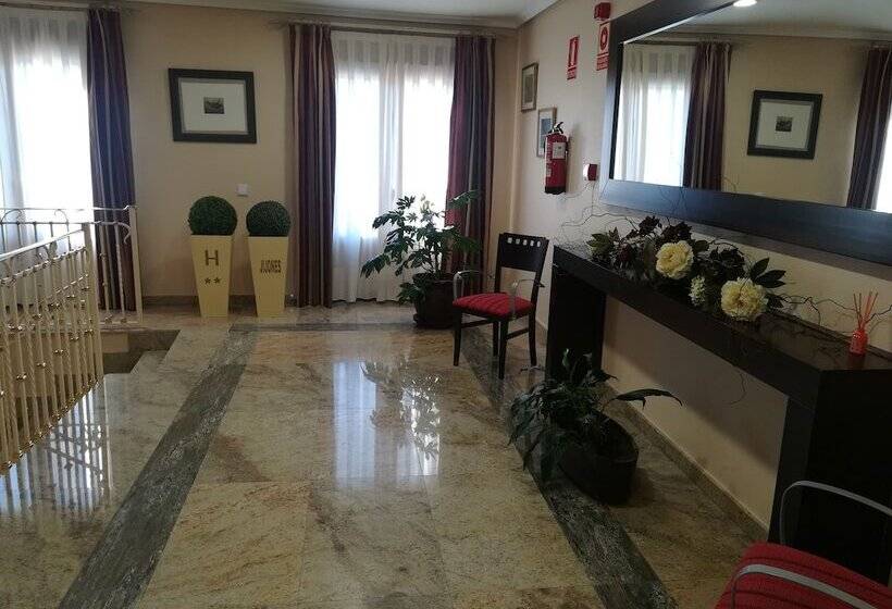 Пансион Hostal Jijones