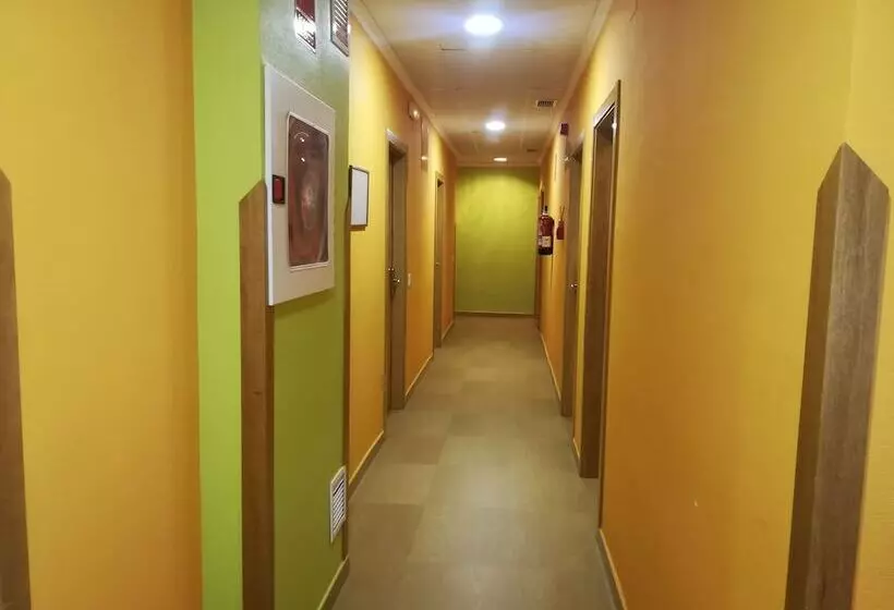 Majatalo Hostal Jijones