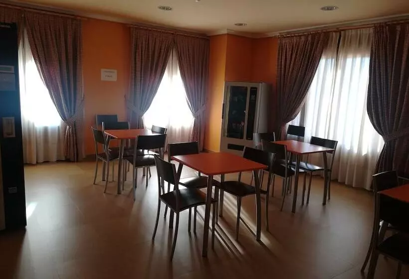 Majatalo Hostal Jijones