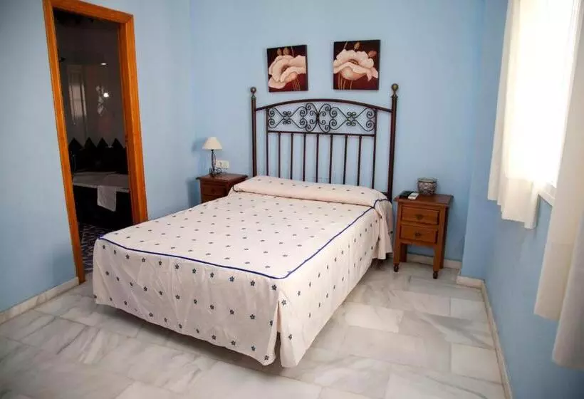 ペンション Hostal Niza