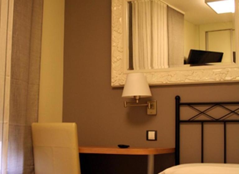 펜션 Hostal Restaurante La Muralla