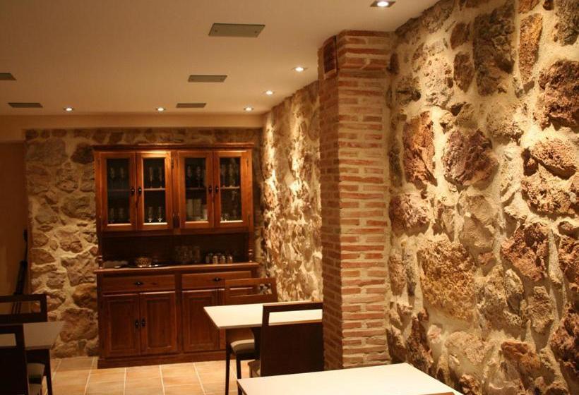 펜션 Hostal Restaurante La Muralla