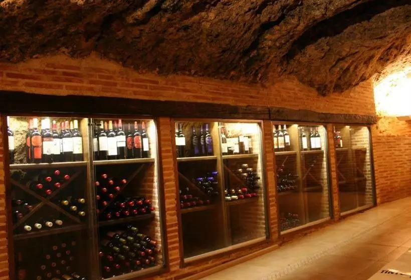 ペンション Hostal Restaurante La Muralla