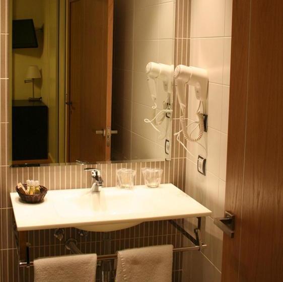 펜션 Hostal Restaurante La Muralla