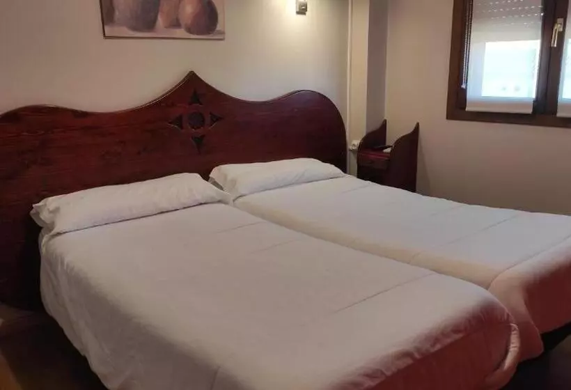 پانسیون Hostal Suetxe