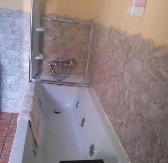 Pensão Hostal Suetxe