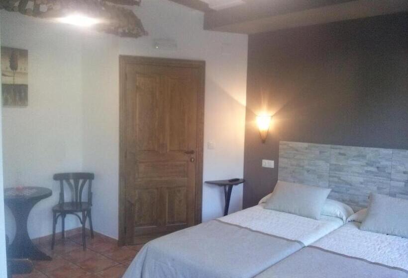 Pensão Hostal Suetxe