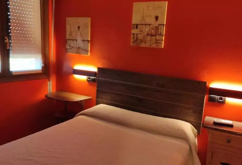 پانسیون Hostal Suetxe