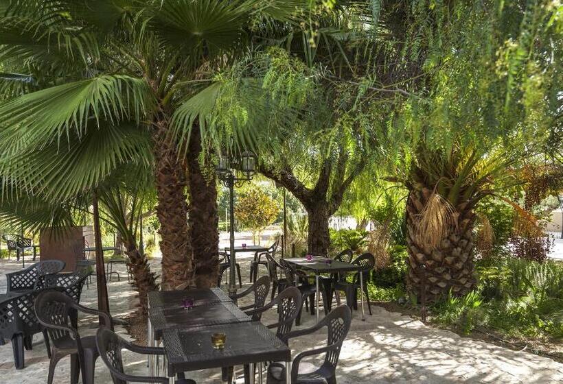 بنسيون Jardines De Casablanca