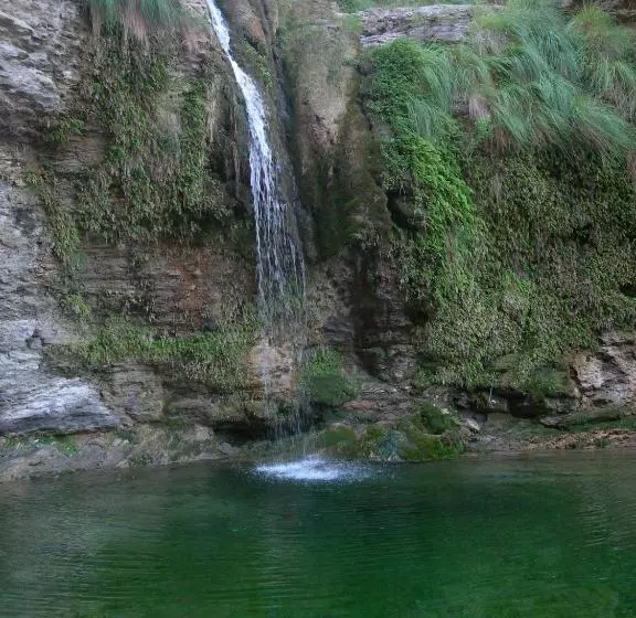Majatalo La Piedra Del Mediodía