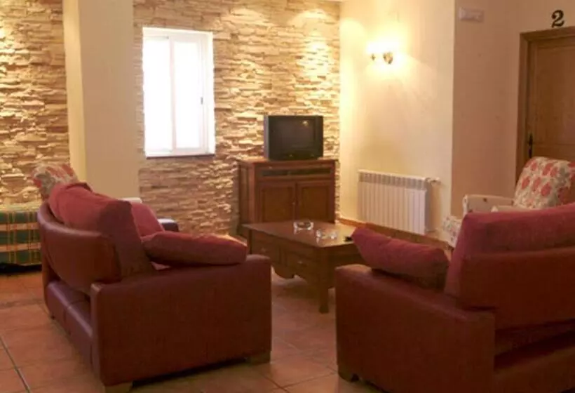 Majatalo La Piedra Del Mediodía