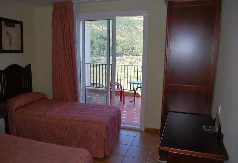 Majatalo La Piedra Del Mediodía