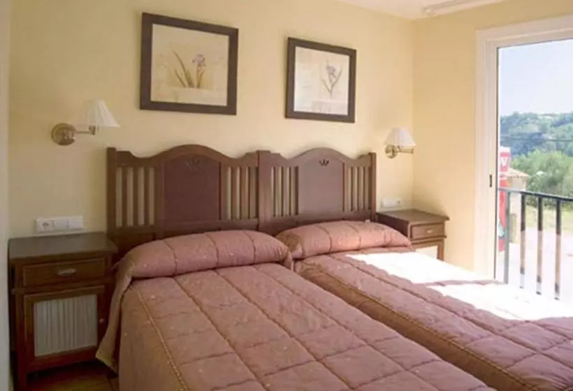 Majatalo La Piedra Del Mediodía