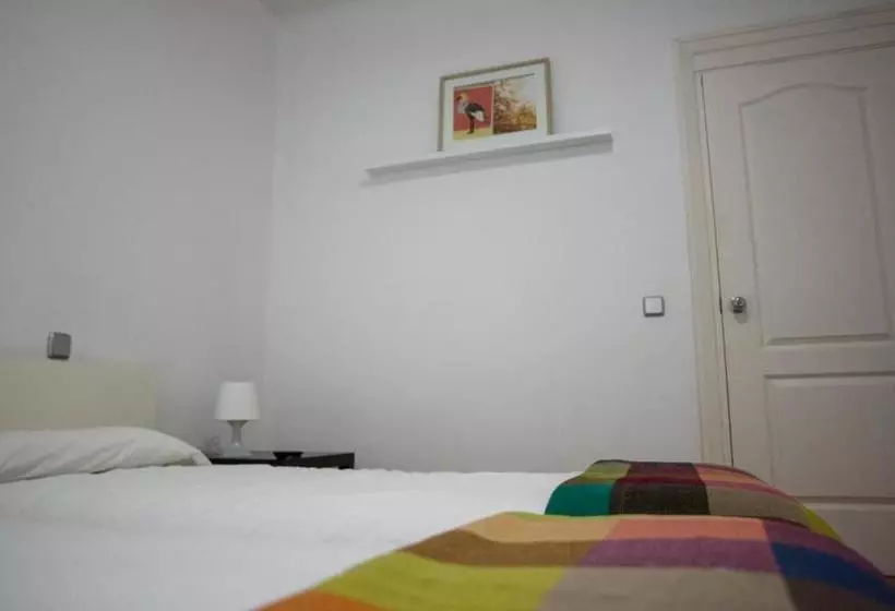 پانسیون Monrooms Barcelona