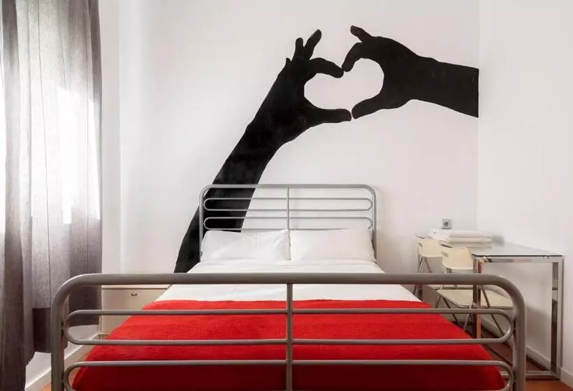 پانسیون Monrooms Barcelona