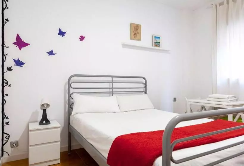 پانسیون Monrooms Barcelona