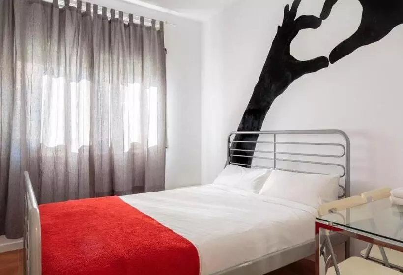 پانسیون Monrooms Barcelona