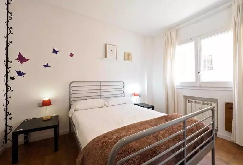 پانسیون Monrooms Barcelona