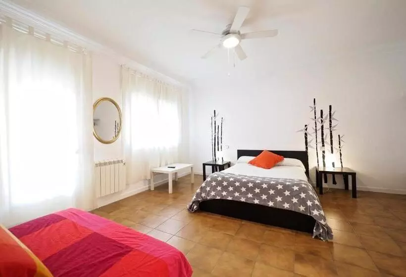 پانسیون Monrooms Barcelona