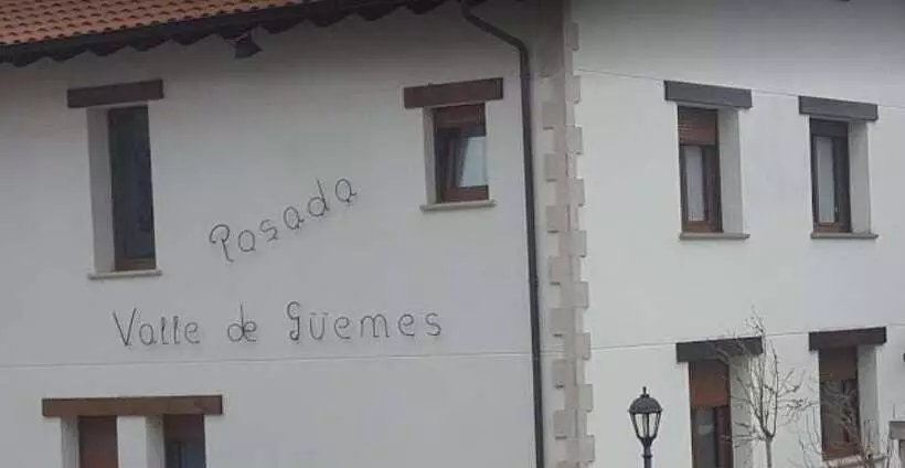 ペンション Posada Valle De Güemes