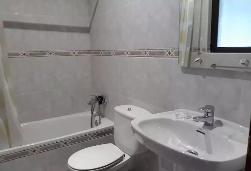 ペンション Posada Valle De Güemes